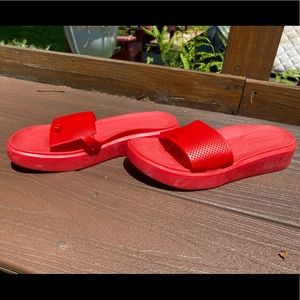 Donald/Pliner sandals women size:6